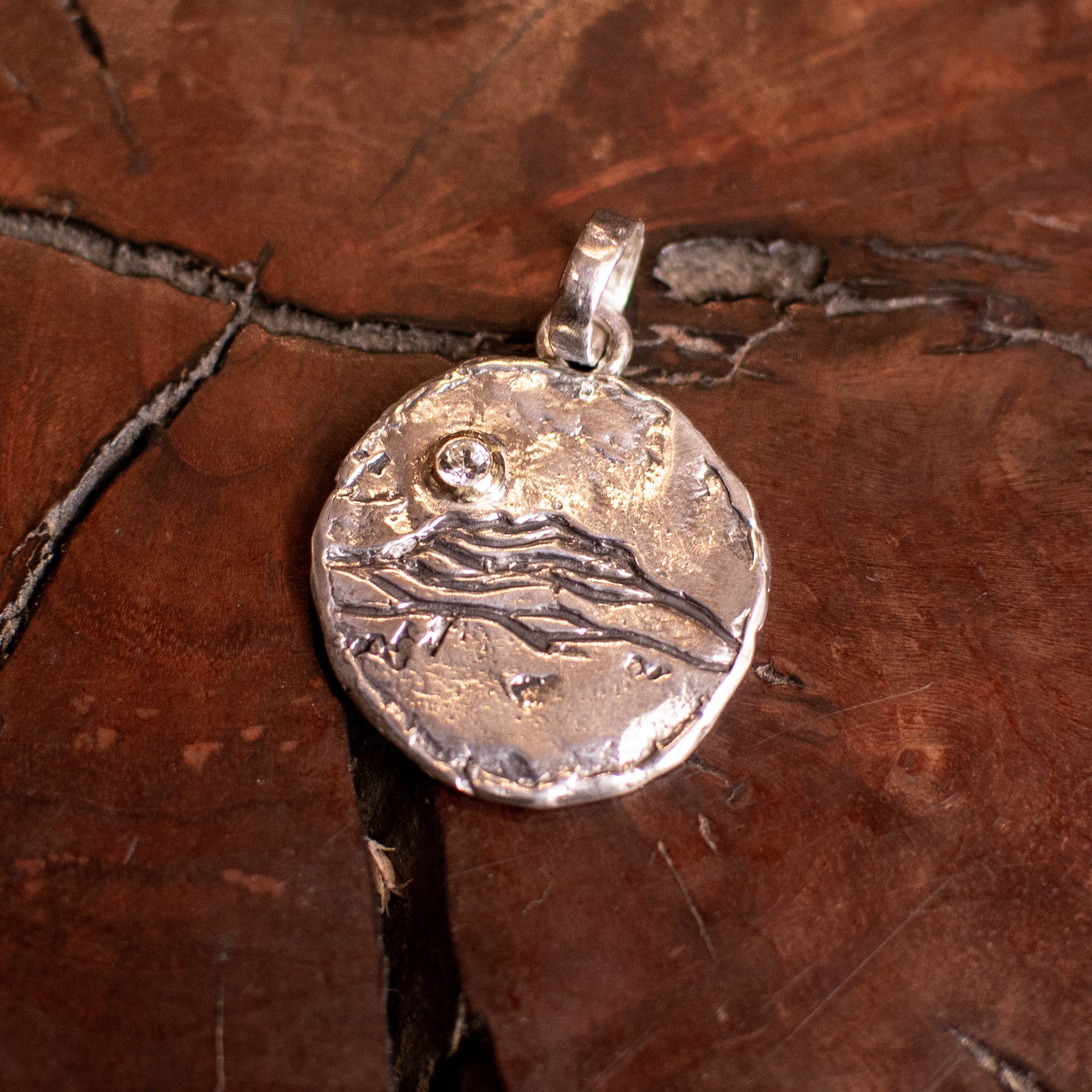 18k Gold White Sapphire Topa Topa Pendant